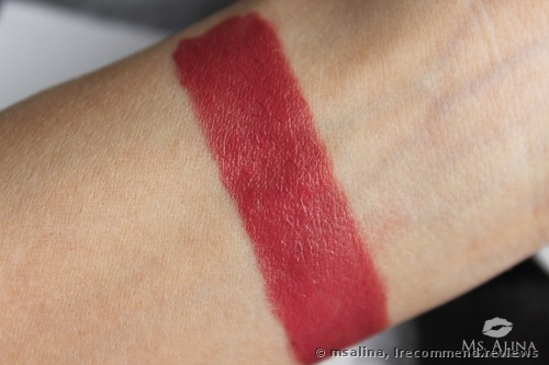 Giorgio Armani Beauty Rouge D’Armani Lipstick