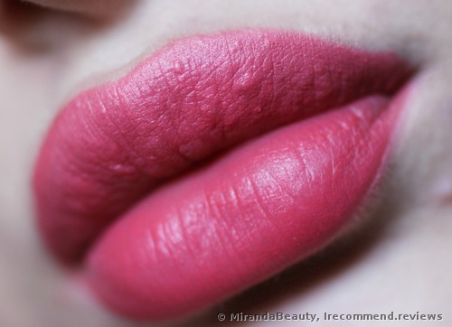 L'Oreal Color Riche MatteAddiction  Lipstick