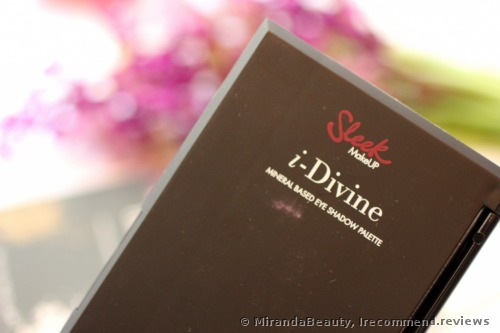 Sleek MakeUp  I-Divine in Vintage Romance Palette 