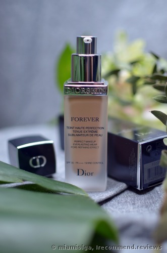 Dior DIORSKIN FOREVER PERFECT MAKEUP EVERLASTING WEAR PORE-REFINING EFFECT Foundation