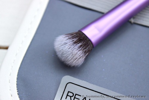 Real Techniques Travel Essentials Kit by Samantha Chapman Brush Set