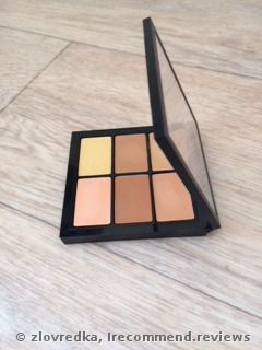 MAC PRO Studio Conceal And Correct Palette Everyone Needs This Versatile Conceal And Correct