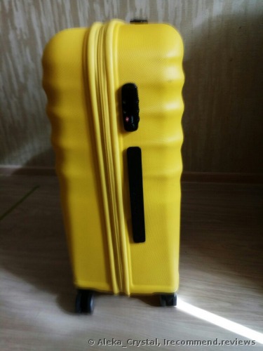 American Tourister Wavebreaker Suitcase