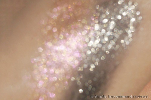 Stila Glitter & Glow Liquid Eye Shadow