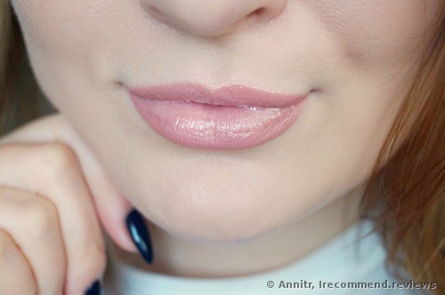 Too Faced Magic Crystal Lip Topper