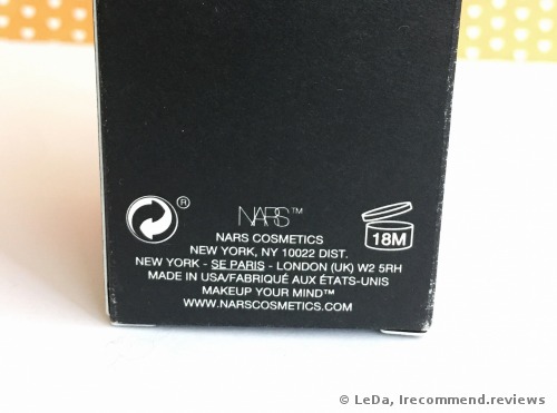 NARS Pure Radiant Tinted Moisturizer SPF 30 / PA+++