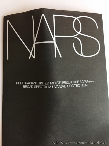NARS Pure Radiant Tinted Moisturizer SPF 30 / PA+++