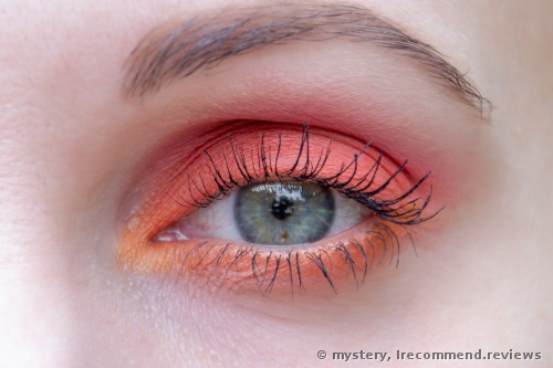 Jeffree Star Cosmetics Mini Breaker Eyeshadow Palette