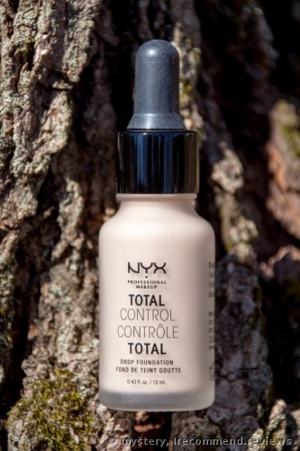 NYX Total Control Drop  Foundation