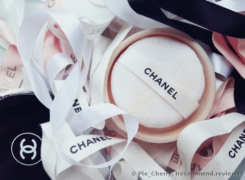 Chanel Poudre Universelle Libre Natural Finish Loose Powder