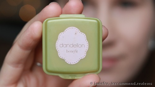 Benefit Dandelion Brightening Finishing  Powder