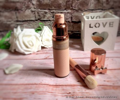 Physician's Formula Nude Wear Touch of Glow Foundation