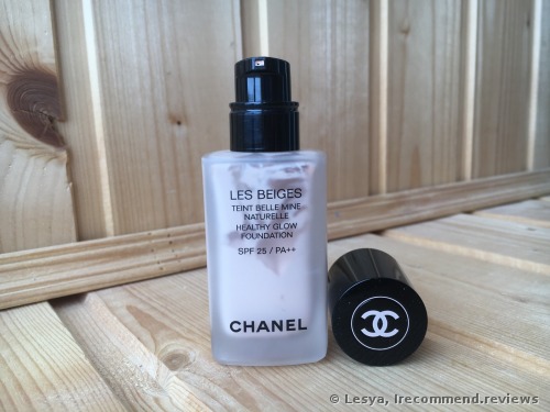 Chanel LES BEIGES HEALTHY GLOW FOUNDATION SPF 25 / PA++ 