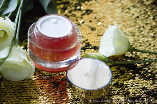 Lancome  Absolue Precious Cells Nourishing And Revitalizing Rose Face Mask