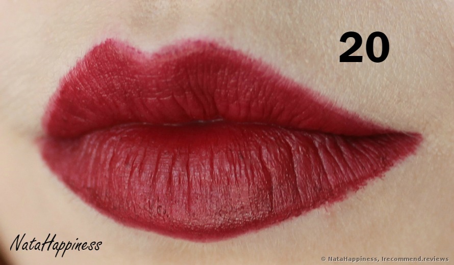 Velvet Matte Lipstick by Golden Rose (Review)